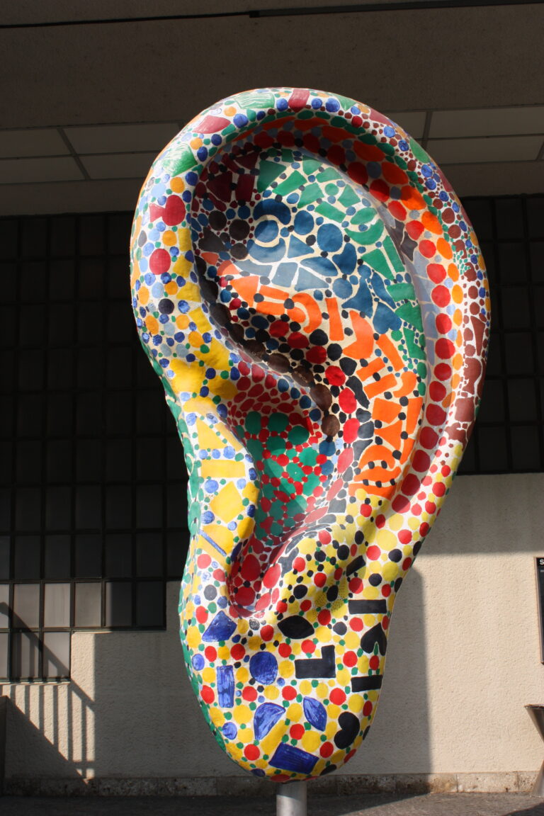 AMIKE-Telefon – mehrsprachige interkulturelle psychosoziale Akuthilfe für Menschen mit Flucht- und Migrationshintergrund (Hotline)